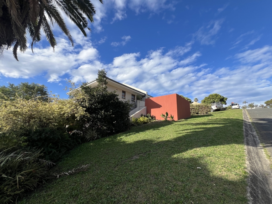 4 Bedroom Property for Sale in Beacon Bay North Eastern Cape